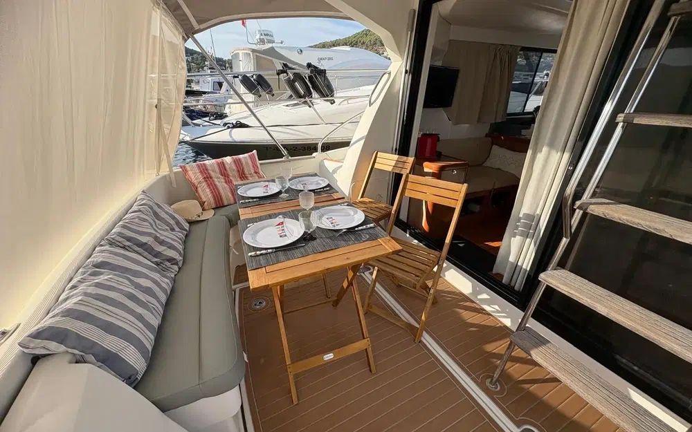 beneteau Antares 36
