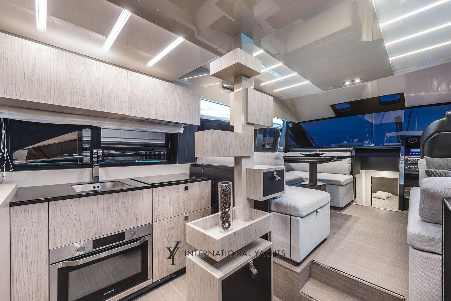 cranchi E 52f evoluzione