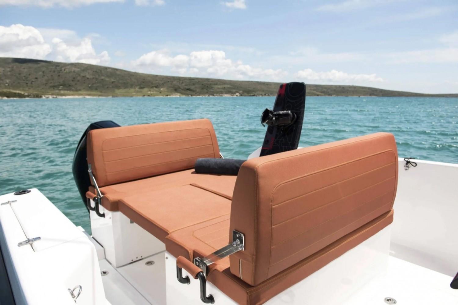 dromeas yachts D28 wa