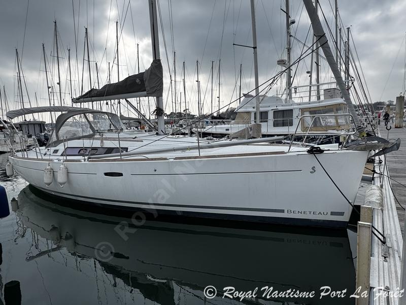 beneteau Oceanis 37