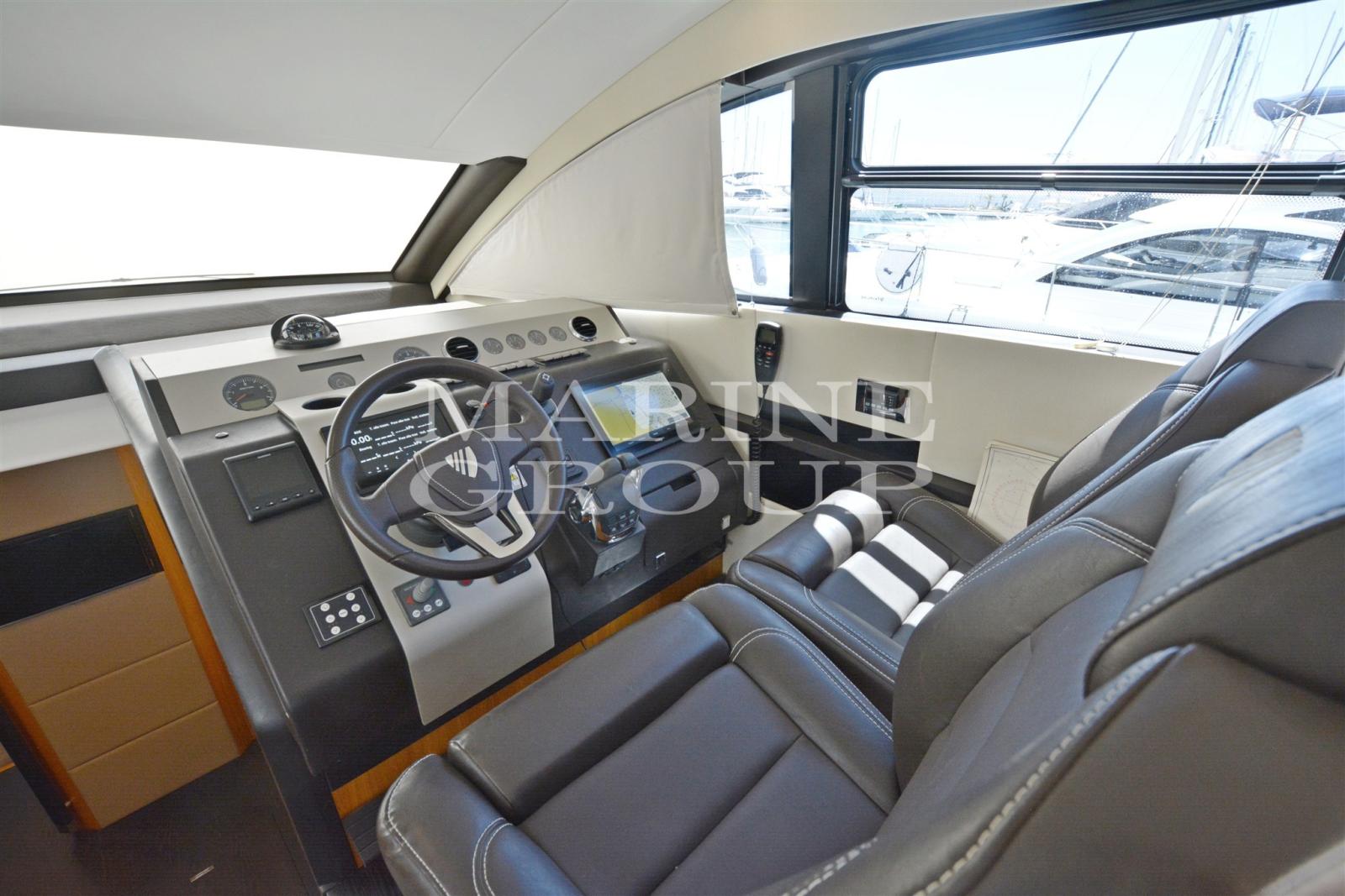 fairline Squadron 48