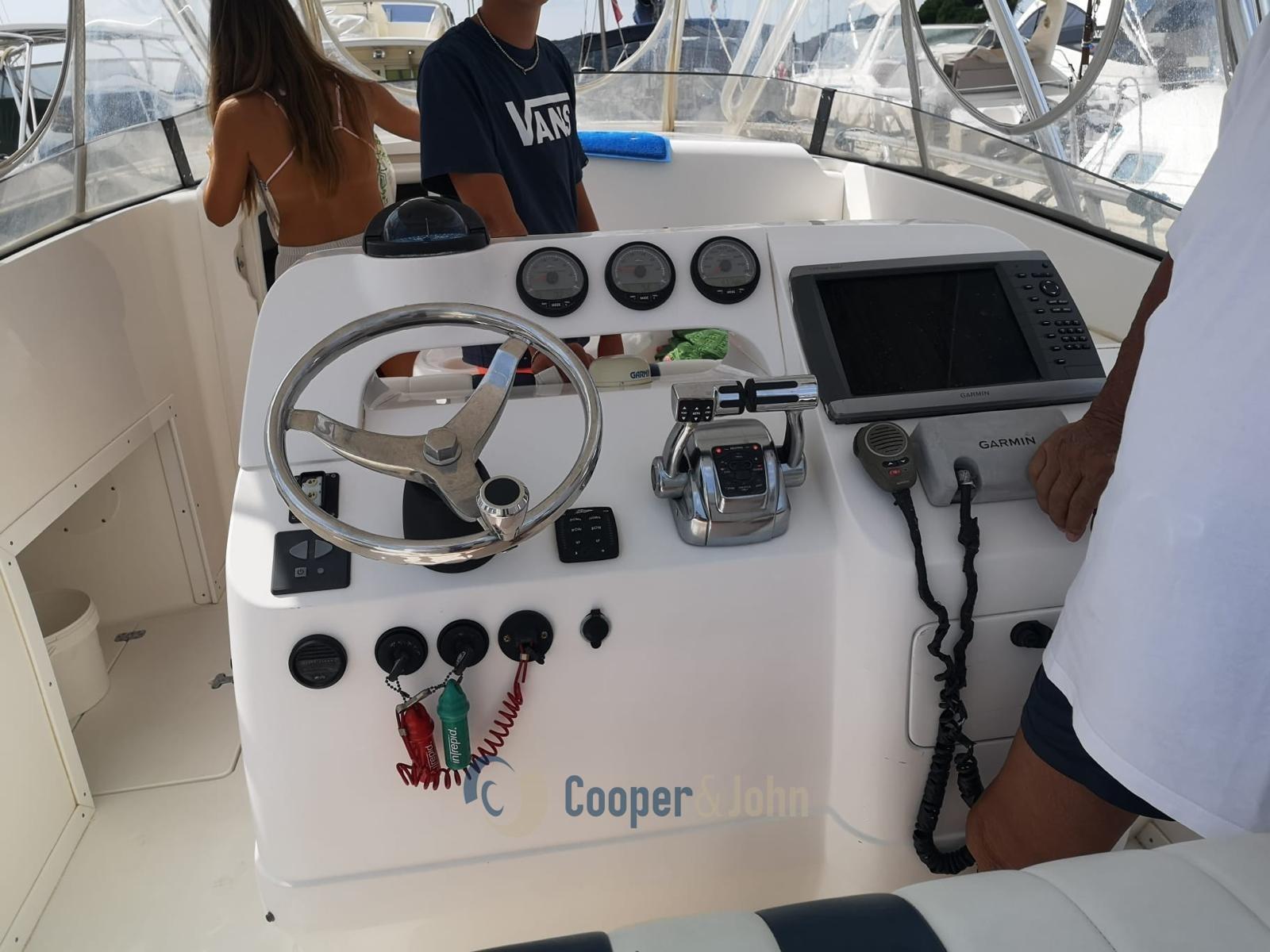intrepid 31 cuddy