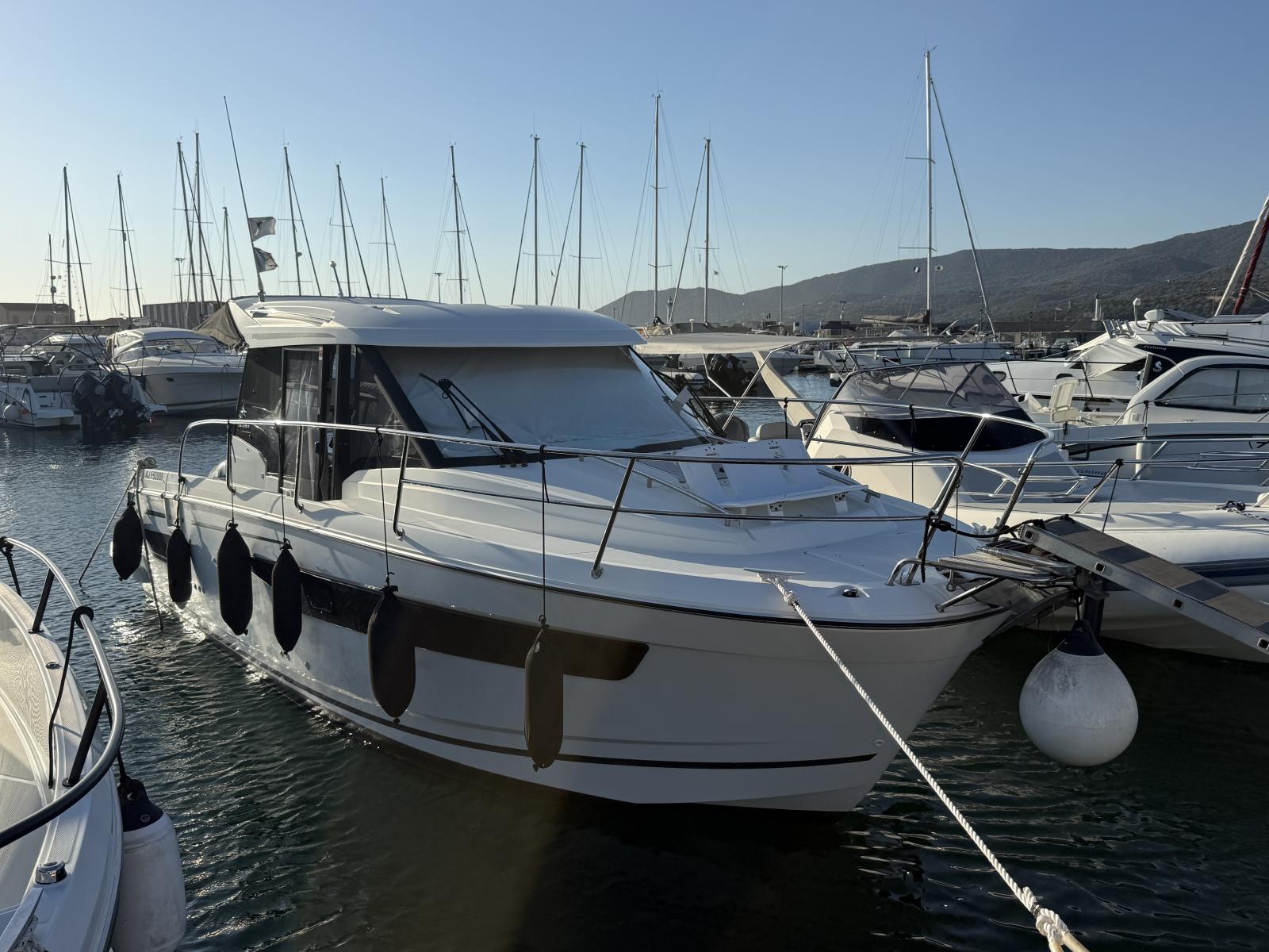 jeanneau Merry fisher 895