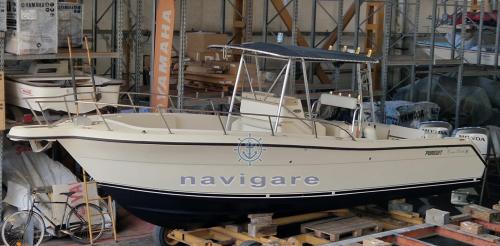 Pursuit 2870 center console