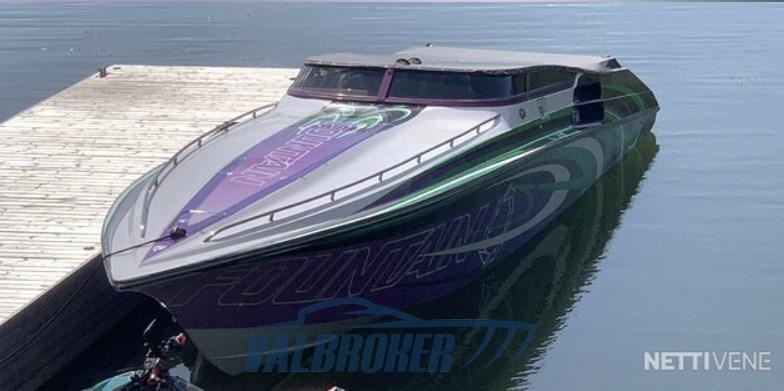 fountain 38 lightning