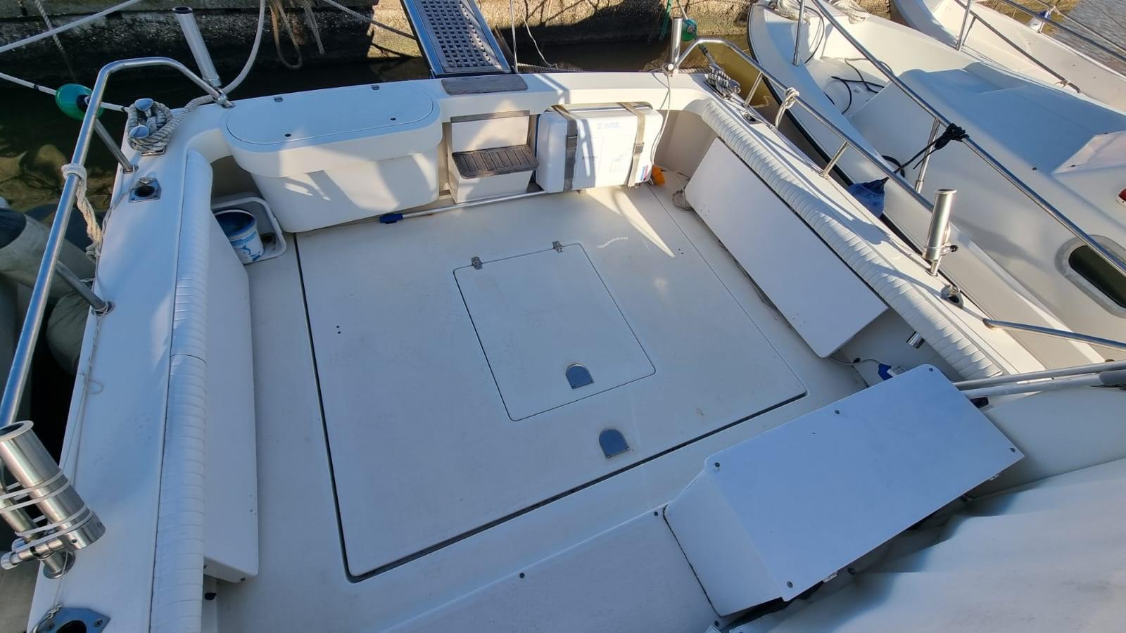 plastik Space 310 open