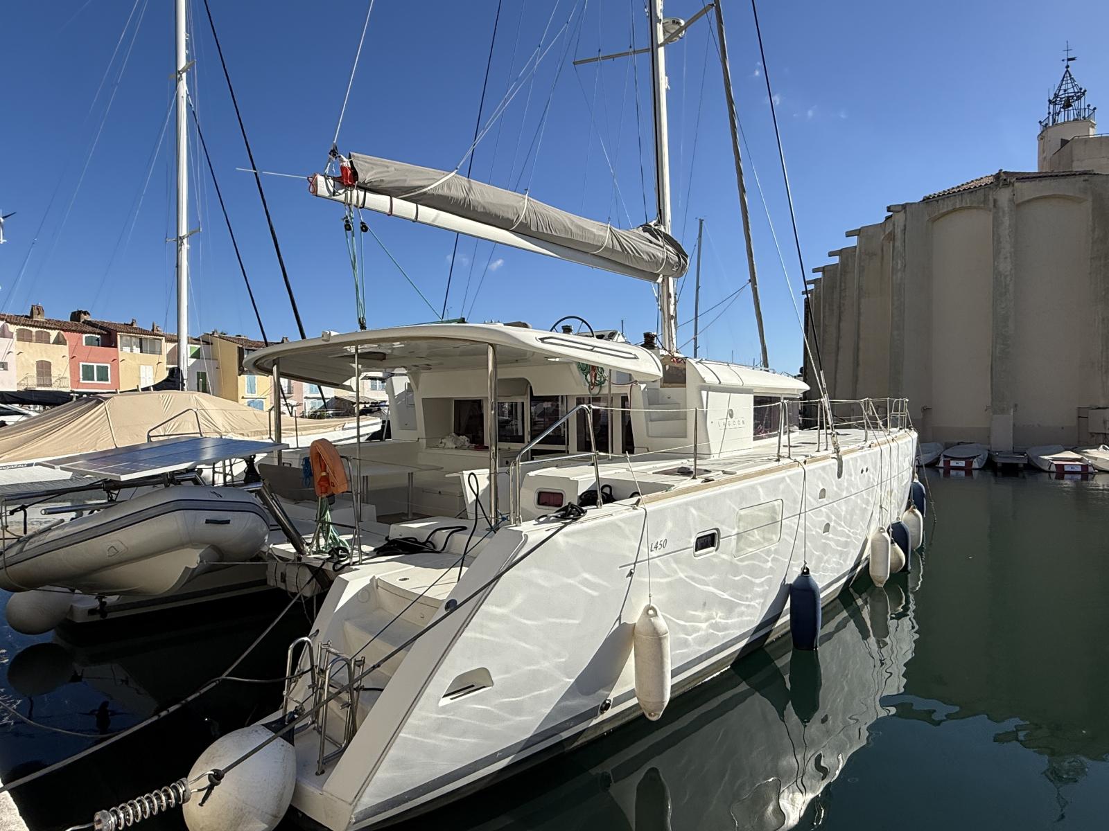 lagoon 450