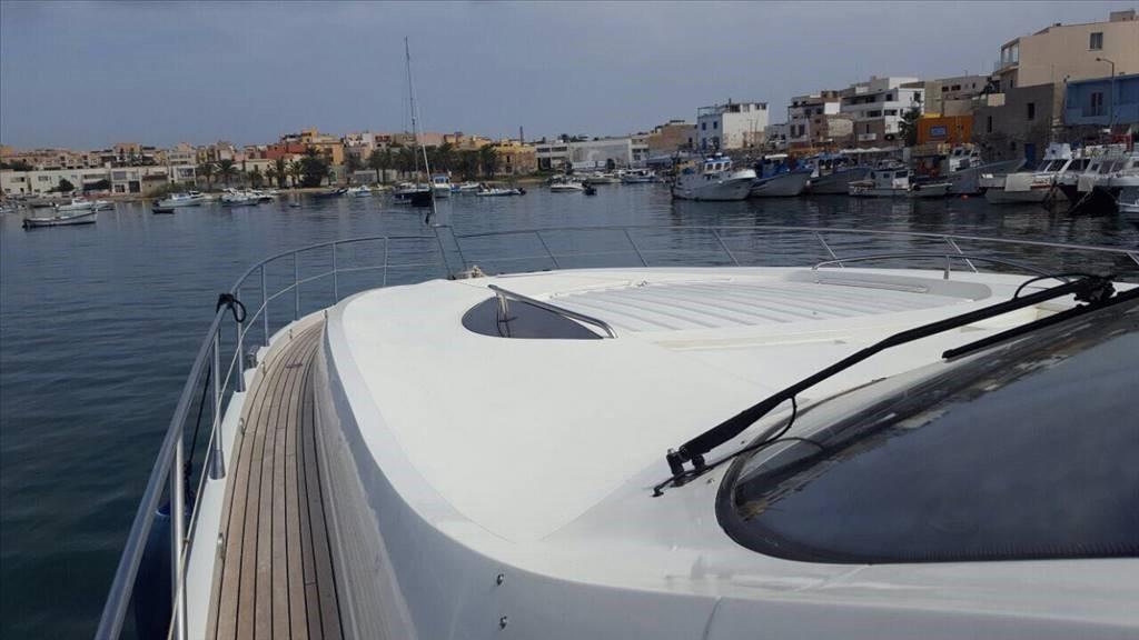 sunseeker Predator 75