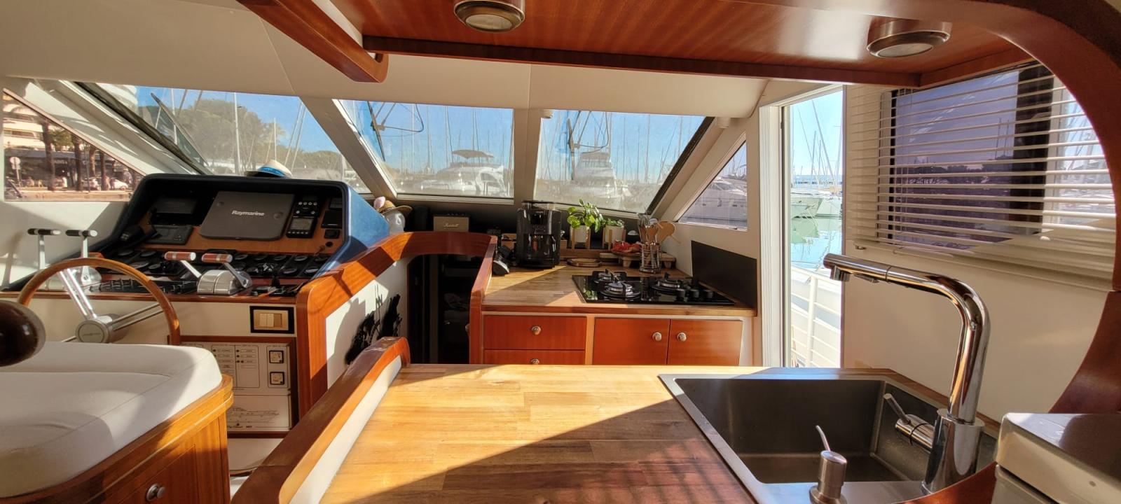 guy couach Guy couach 1401