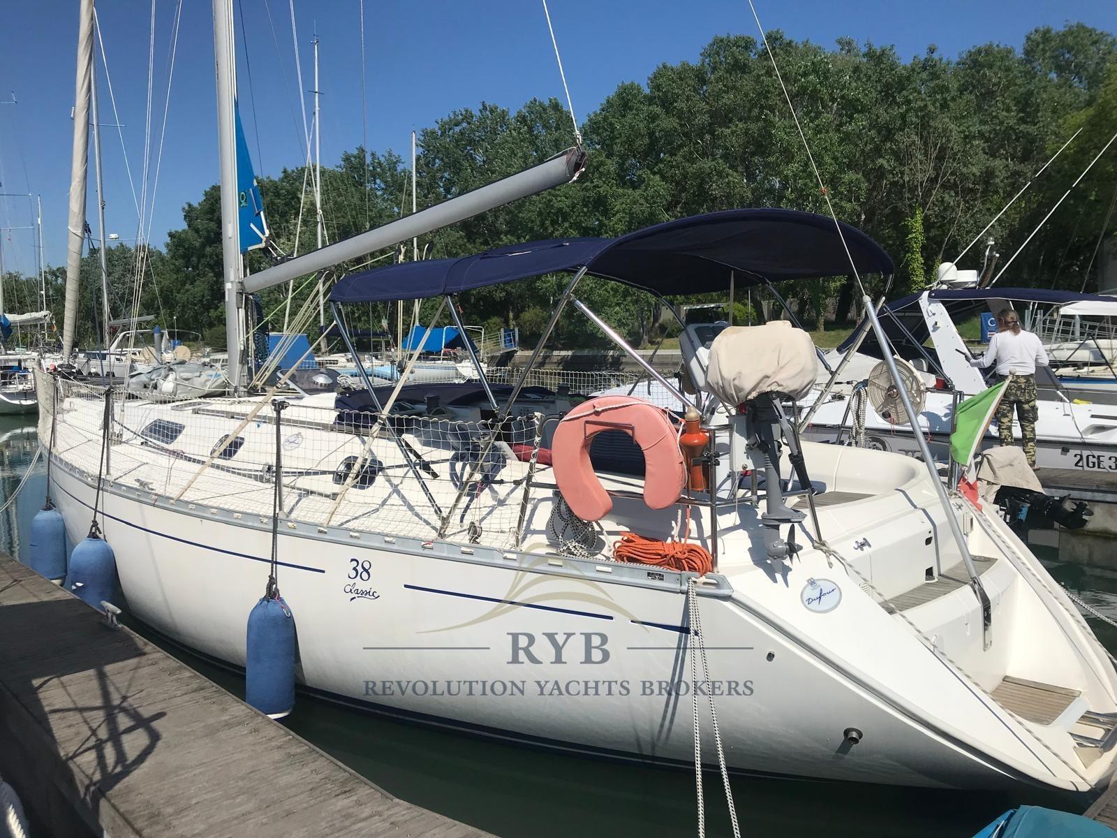 dufour yachts Dufour 38 classic