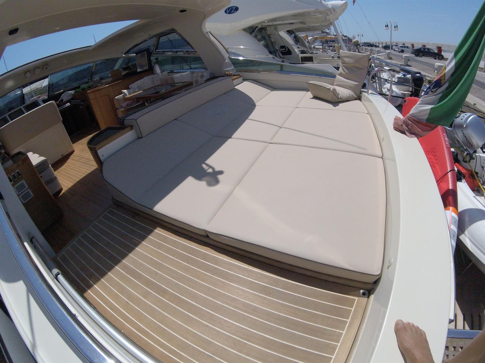 magnum marine 53' ht 3 cabine