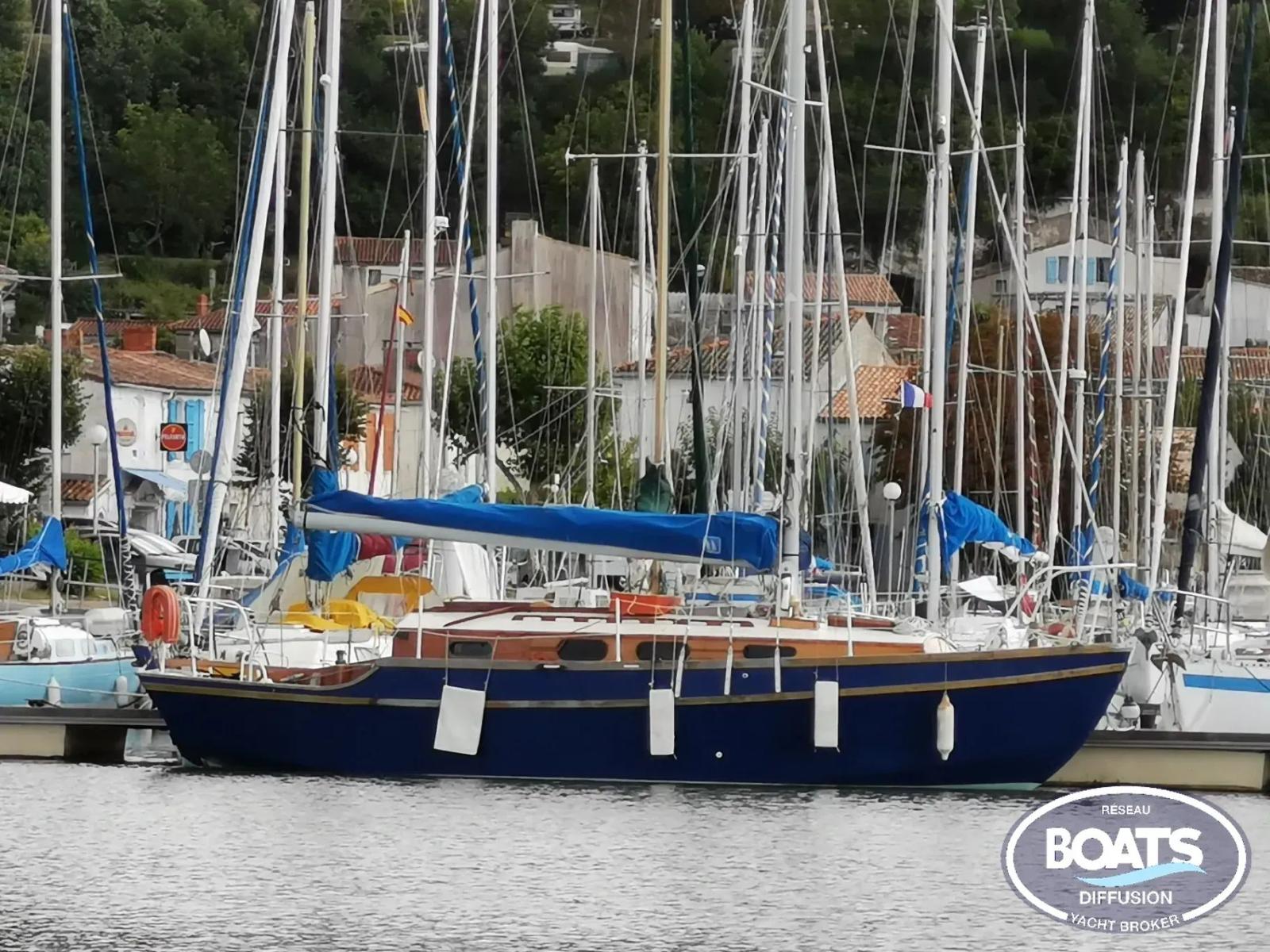 hartwell of plymouth (gb) Golden hind 31 voilier bois