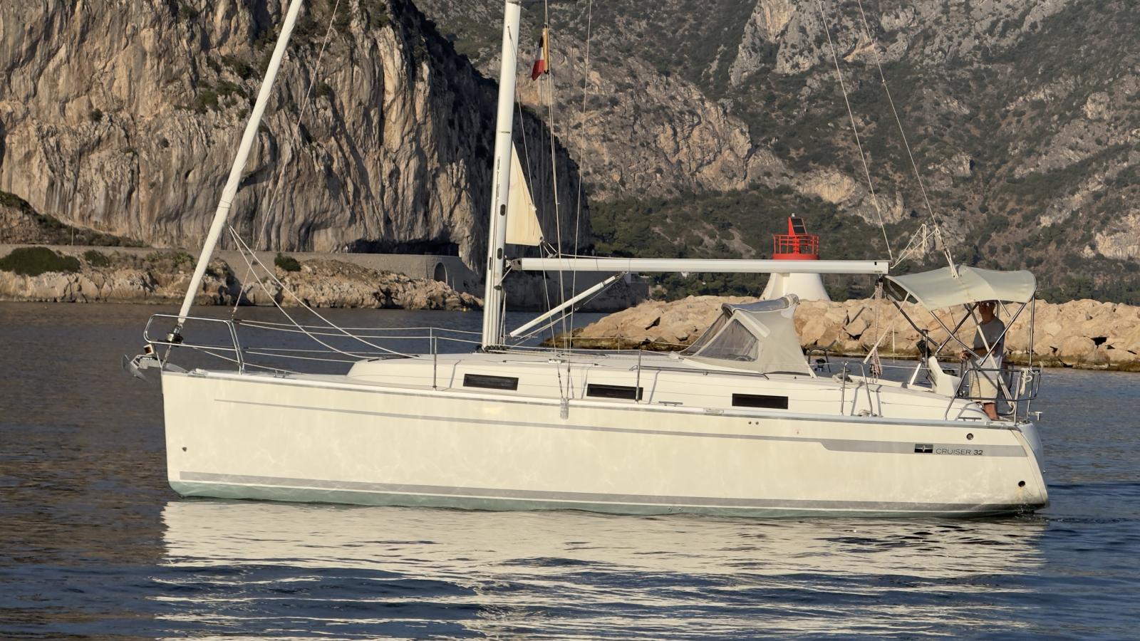 bavaria yachts Cruiser 32