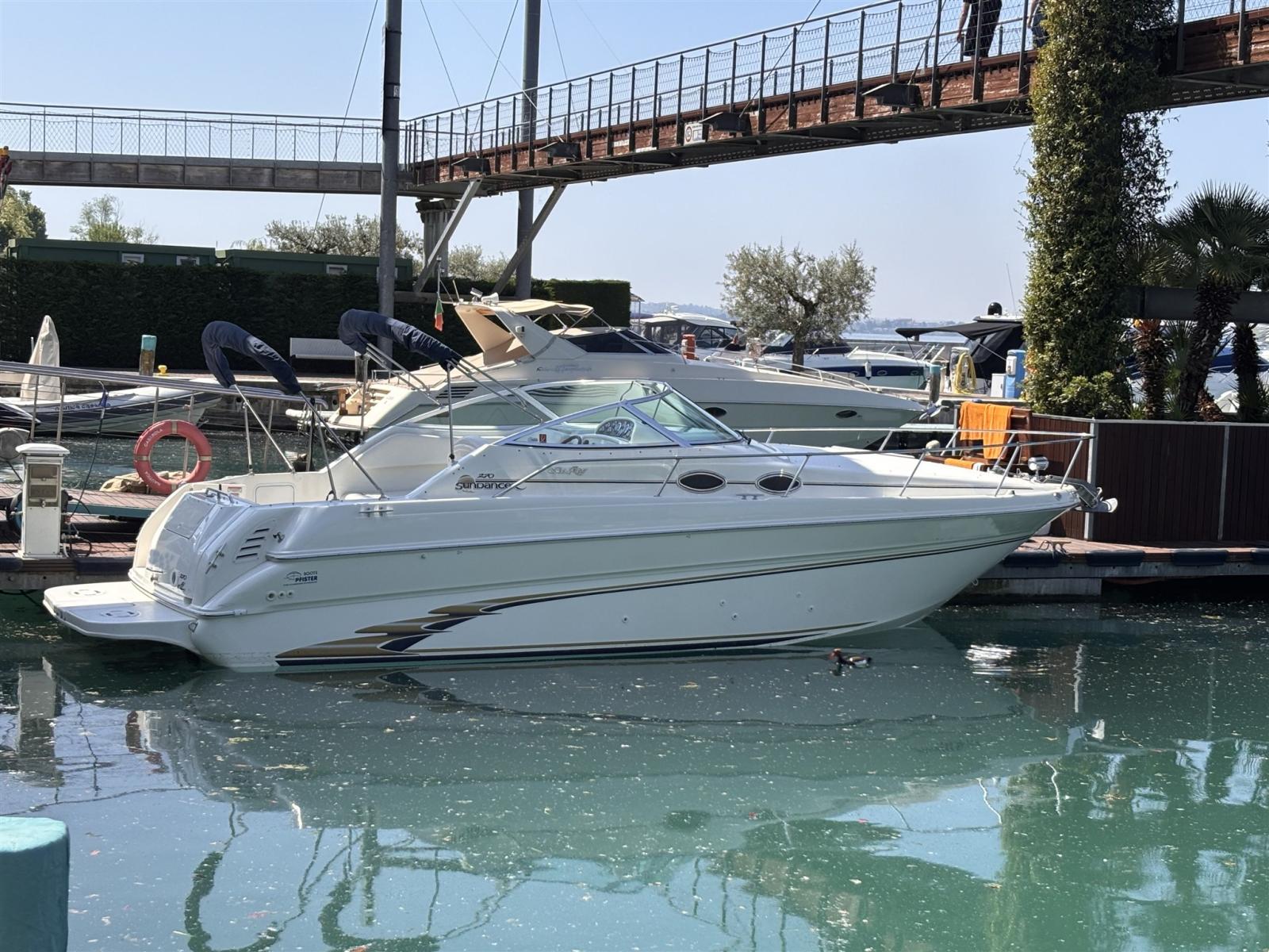 sea ray 270 sundancer