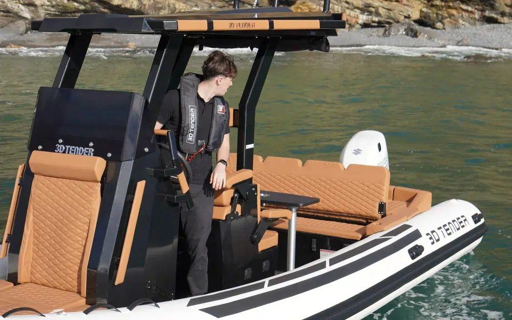 3d tender Odyssey 635