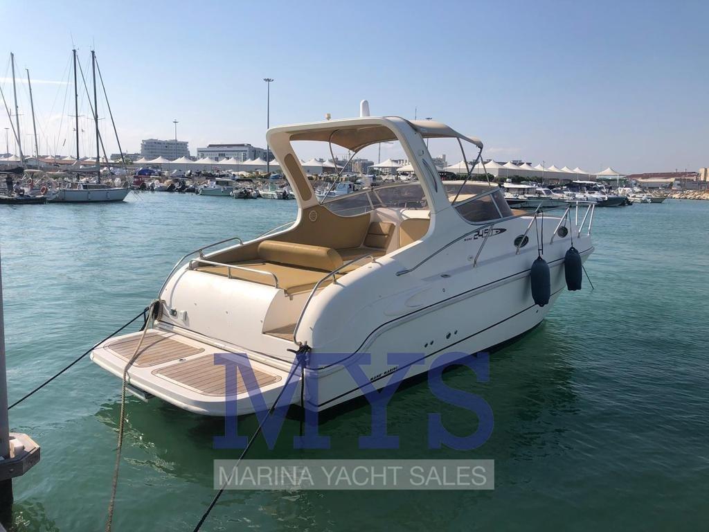 manò marine 24,50 cabin