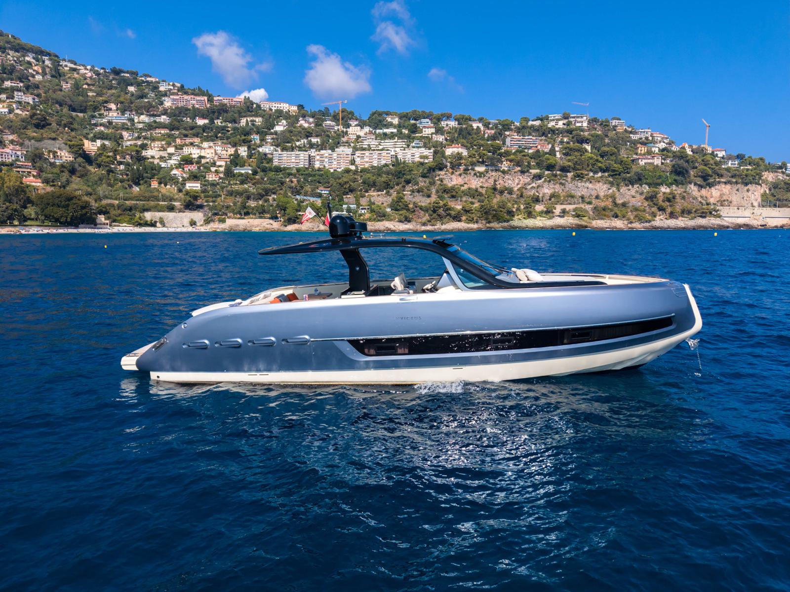 invictus Tt460