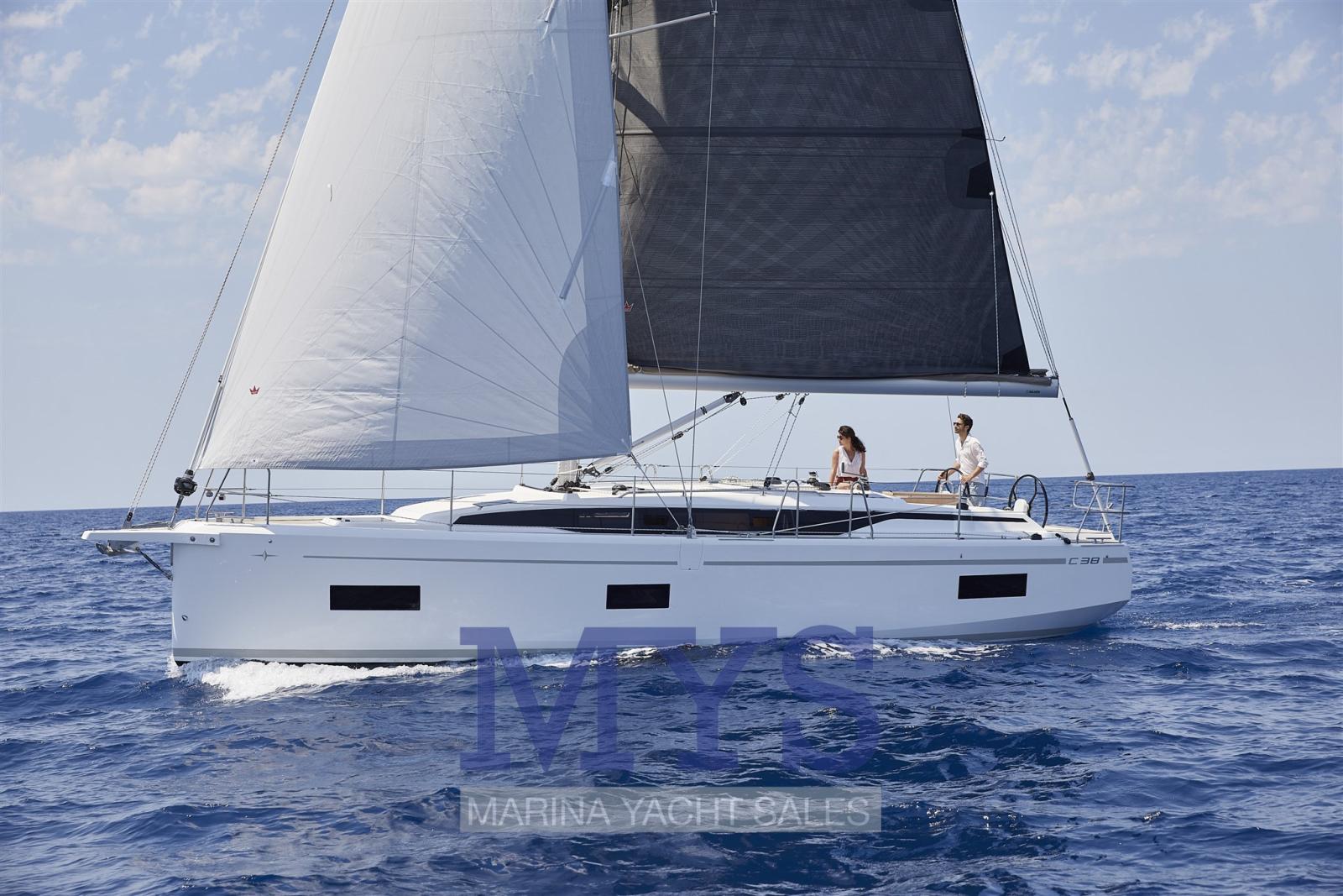 bavaria yachts C38