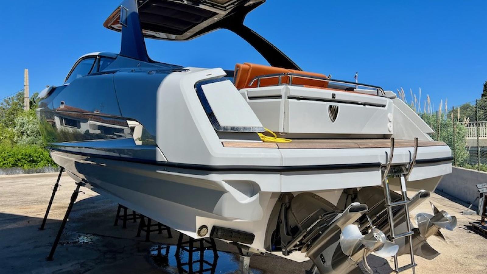 fairline F-line 33