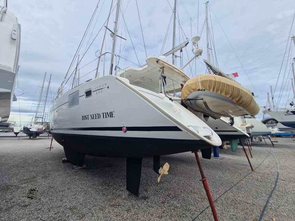 lagoon 440