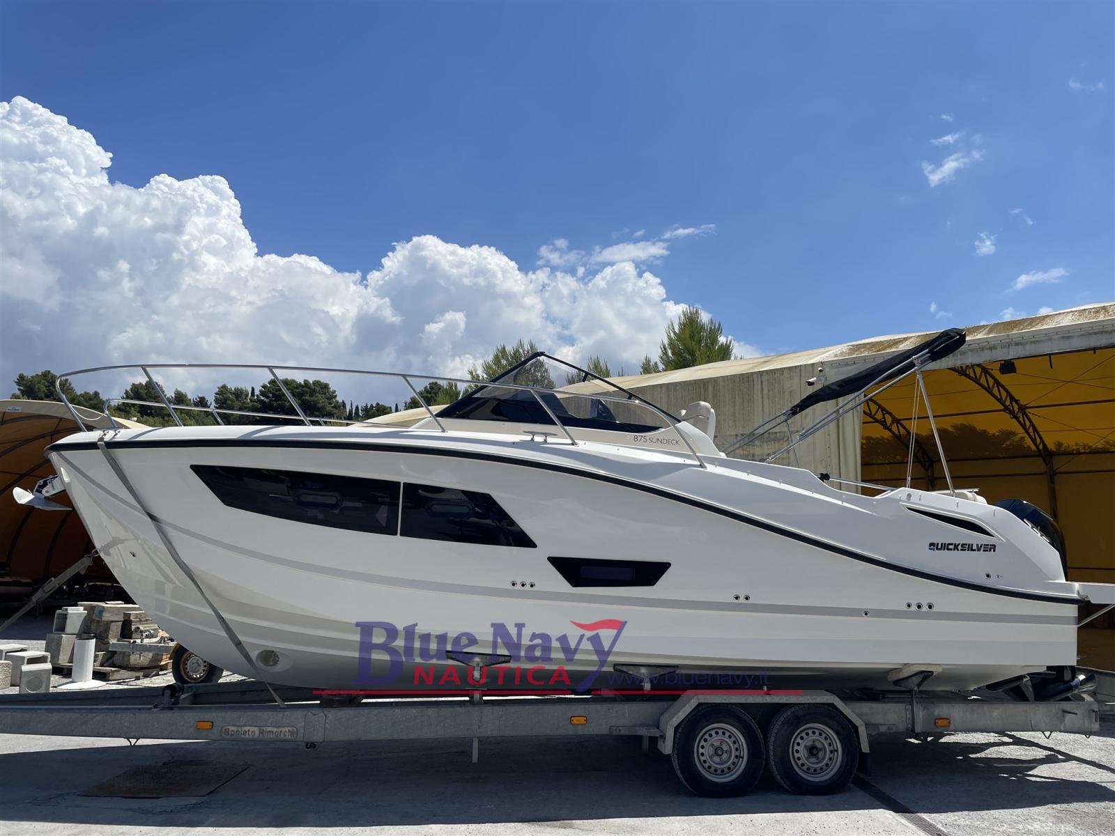 quicksilver 875 sundeck