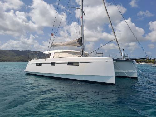 nautitech catamaran 40 open