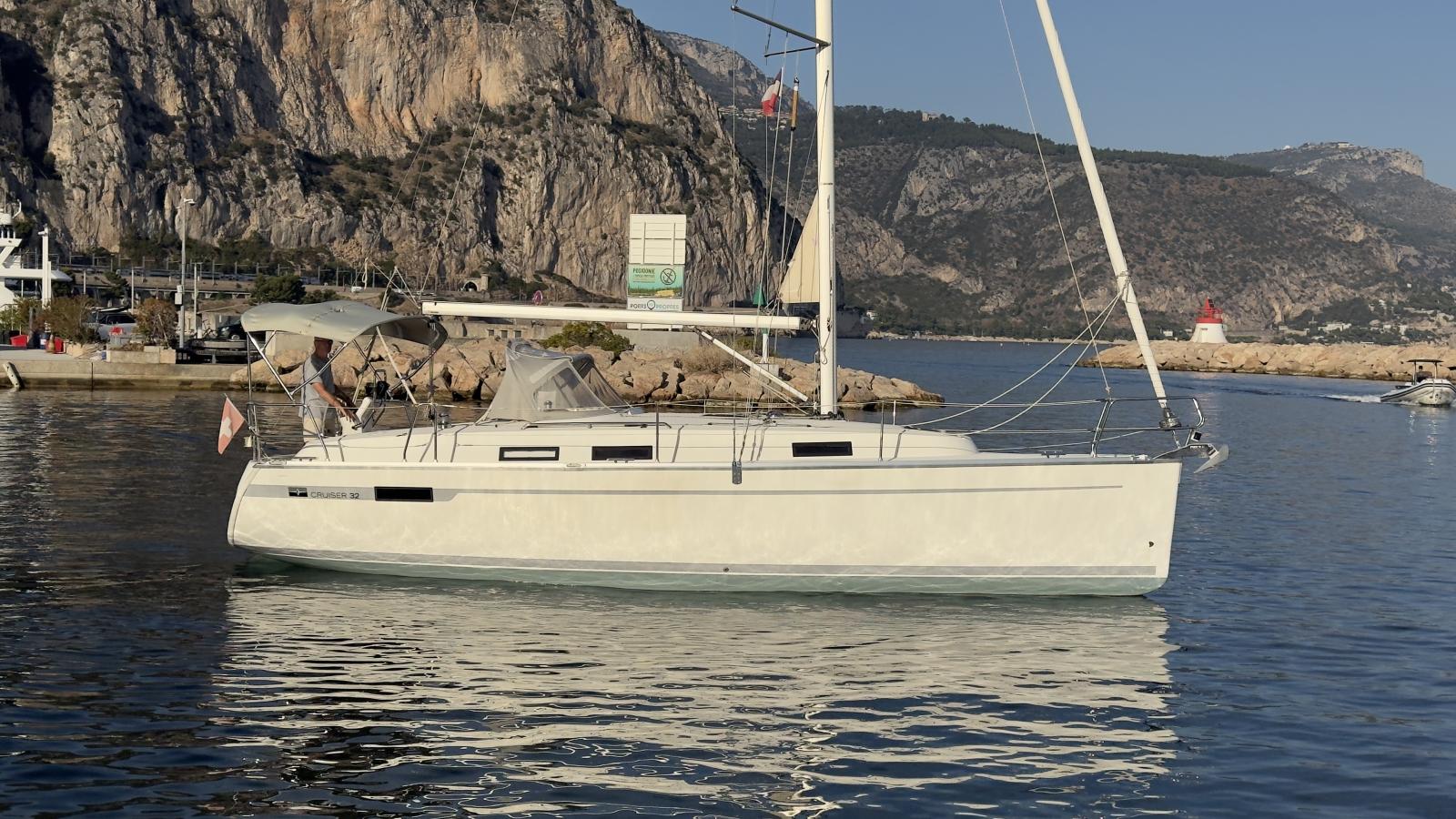 bavaria yachts Cruiser 32