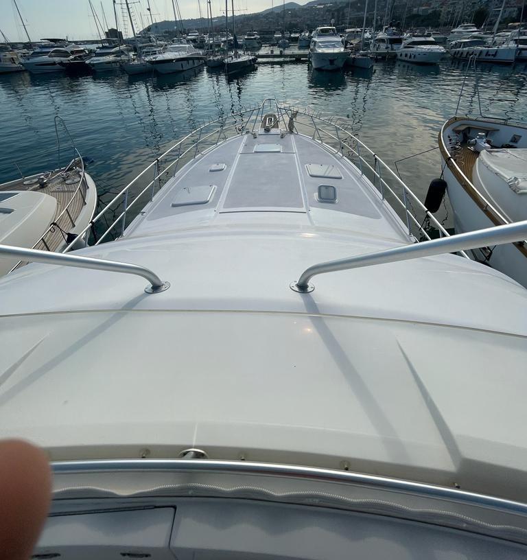 bertram yacht 630 convertible