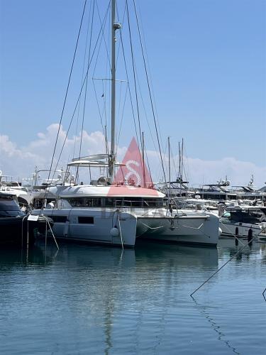 Lagoon 50