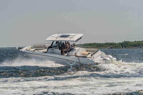 Jeanneau cap camarat 10.5 cc