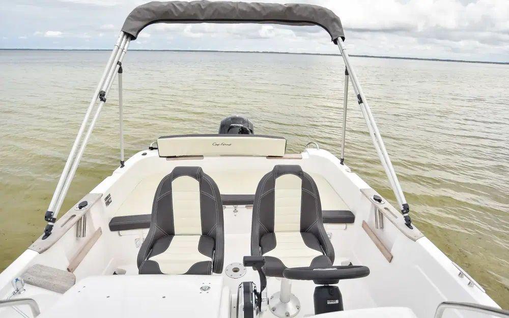 b2 marine Cap ferret 652