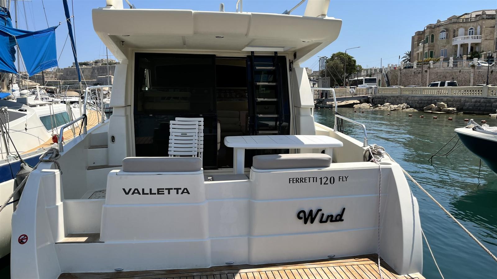 ferretti yachts 120 fly