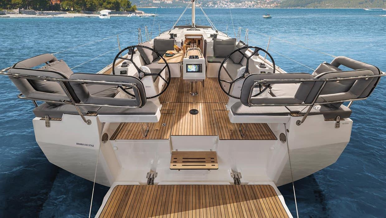 bavaria yachts C42 stock modele 2024 avec options pret a partir