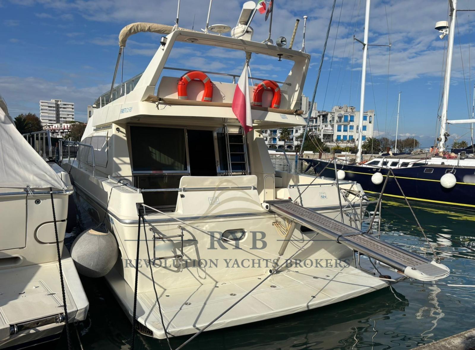 ferretti yachts 52 s fly