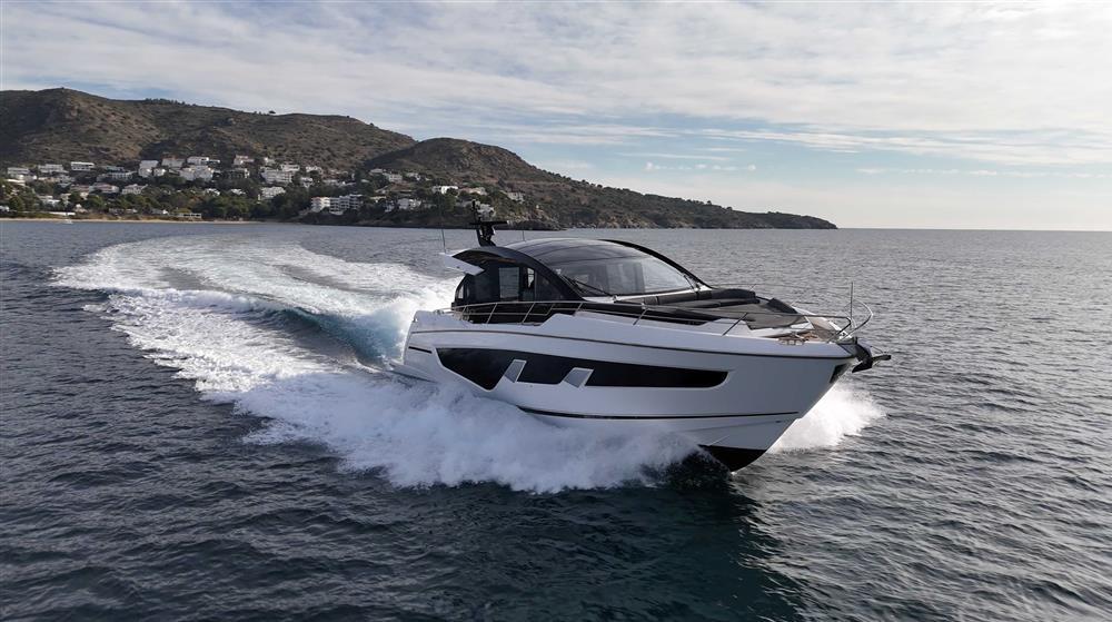 sunseeker Predator 65