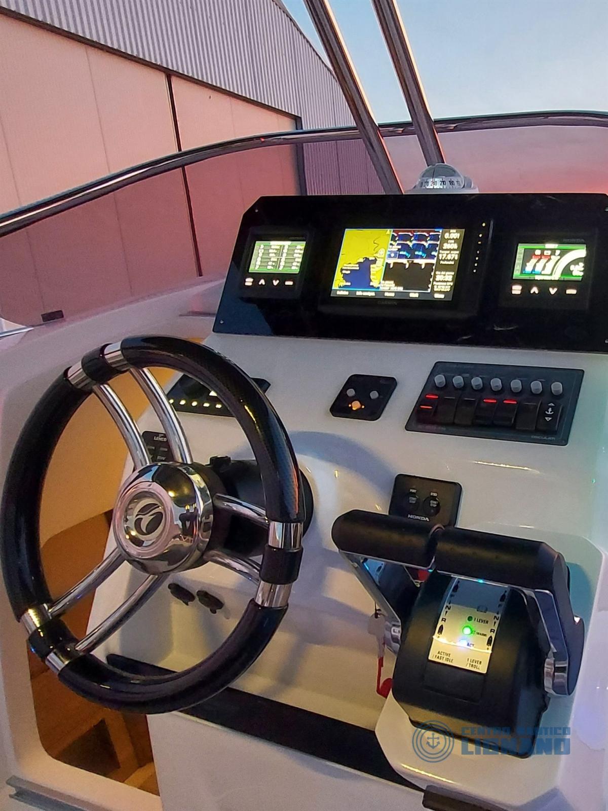 idea marine Idea 80 wa t-top