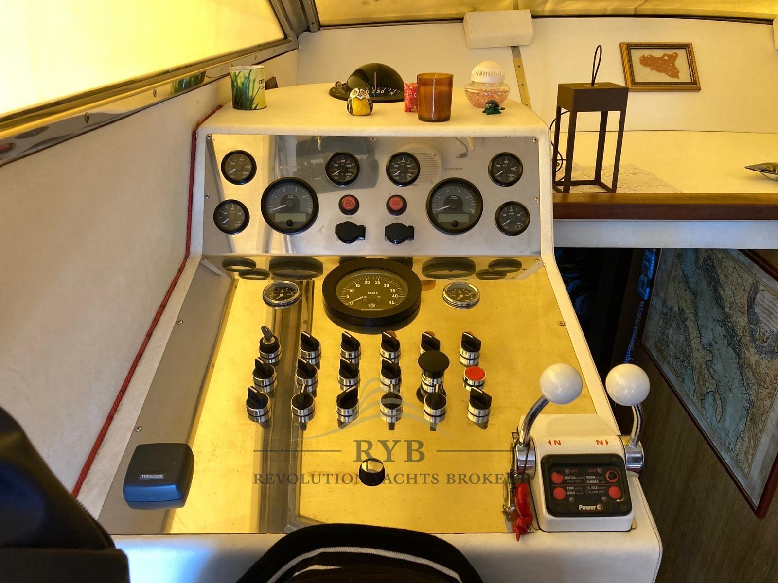 alfamarine Bronte 40