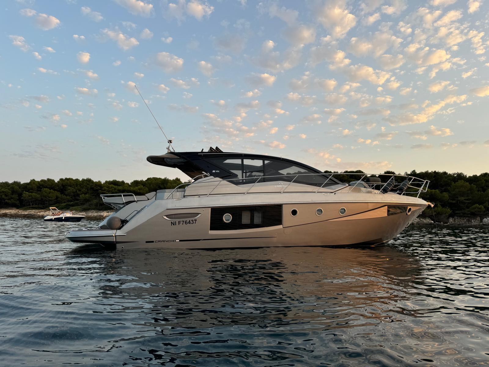 cranchi M44 ht