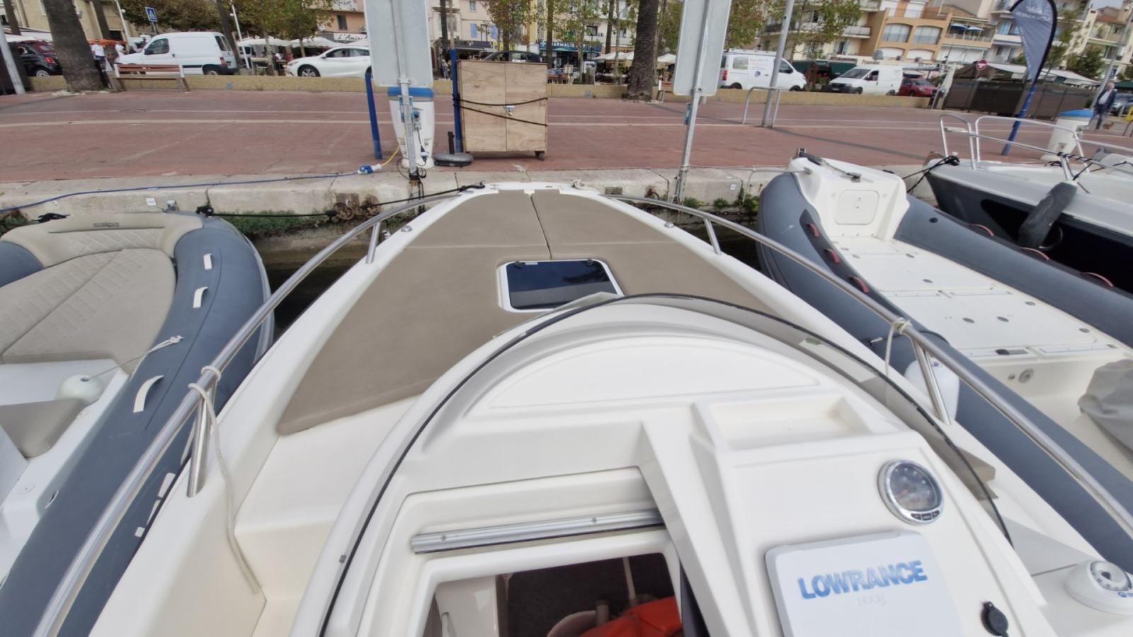 clear marine Libra cabin 6.5