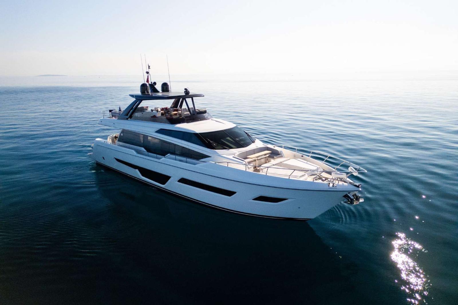 ferretti yachts 780