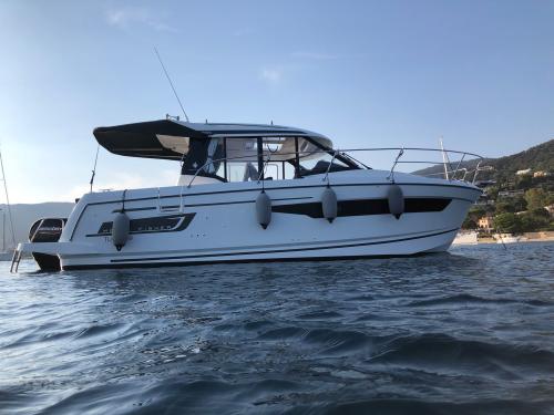 Jeanneau merry fisher 895