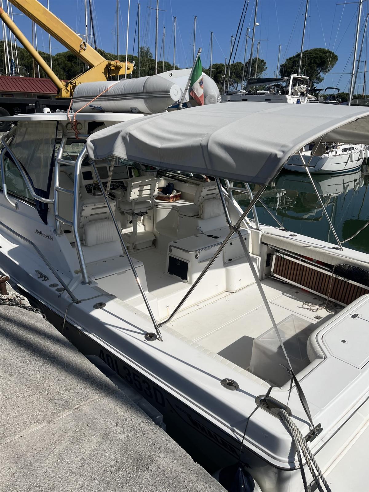 boston whaler 34 defiance