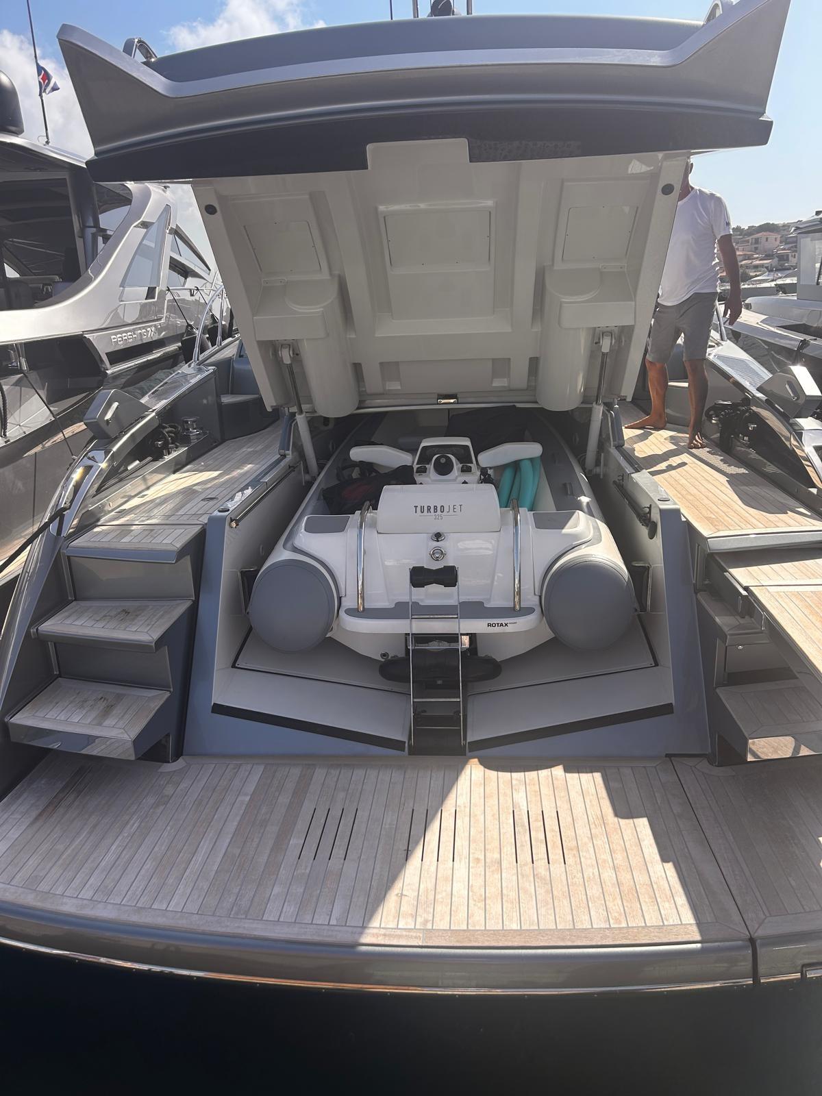 riva 56 rivale