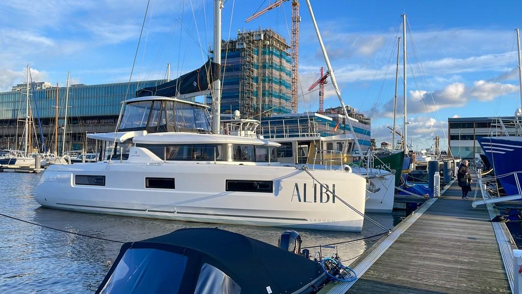 lagoon 46