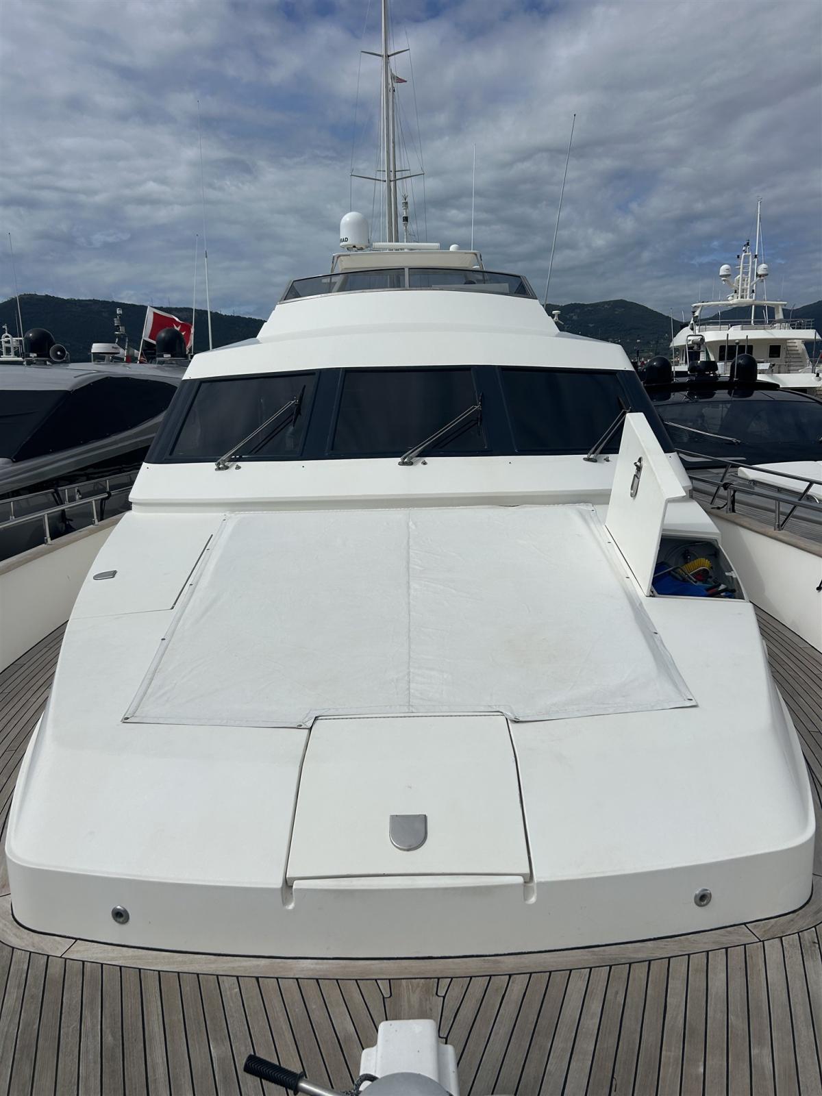 falcon yachts Falcon 82 s