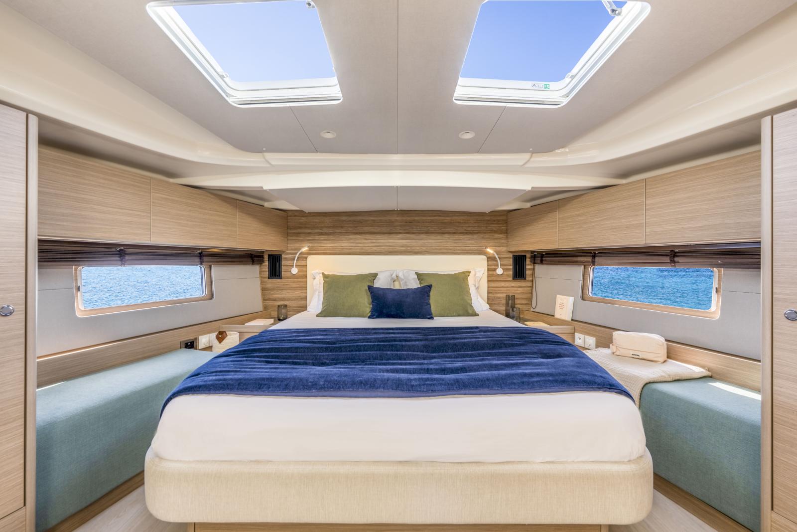 beneteau Oceanis 52