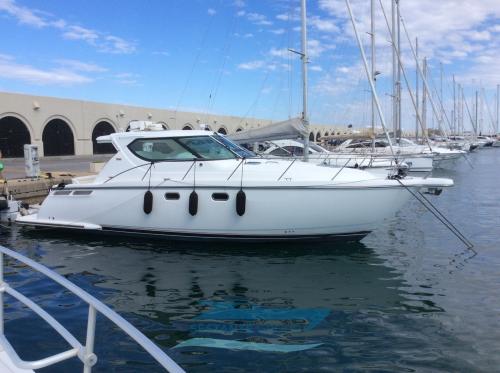 Tiara yachts 4400 sovran