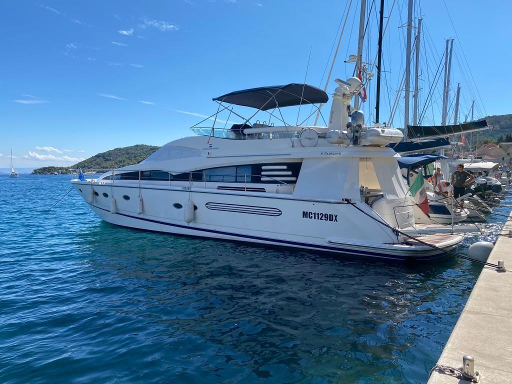 fairline Squadron 62