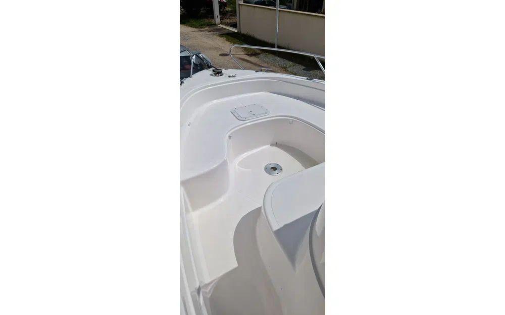 b2 marine Cap ferret 652