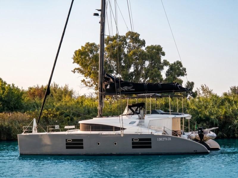 c.n.catamaran center Nyx 565
